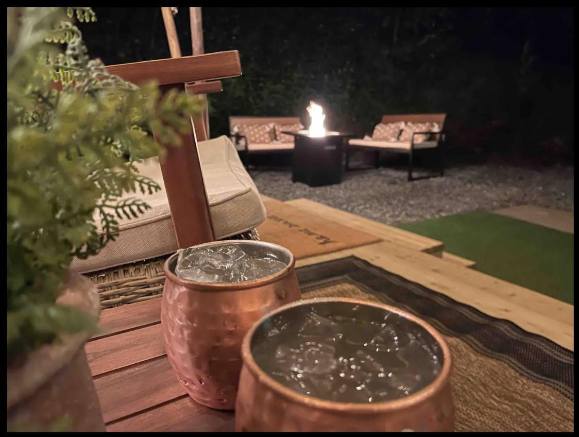 Hotel Firefly Season Glamping Sevierville Exterior foto