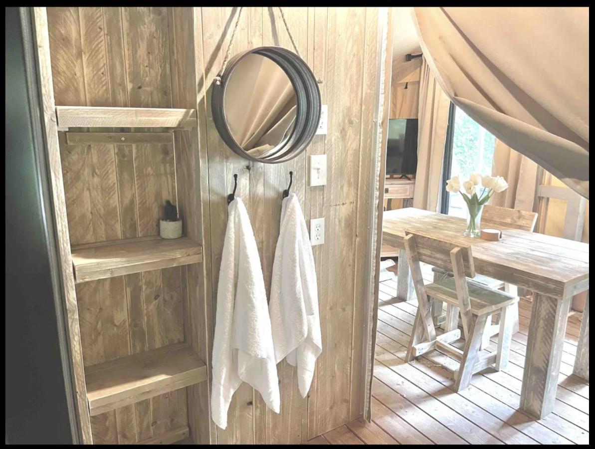 Hotel Firefly Season Glamping Sevierville Exterior foto